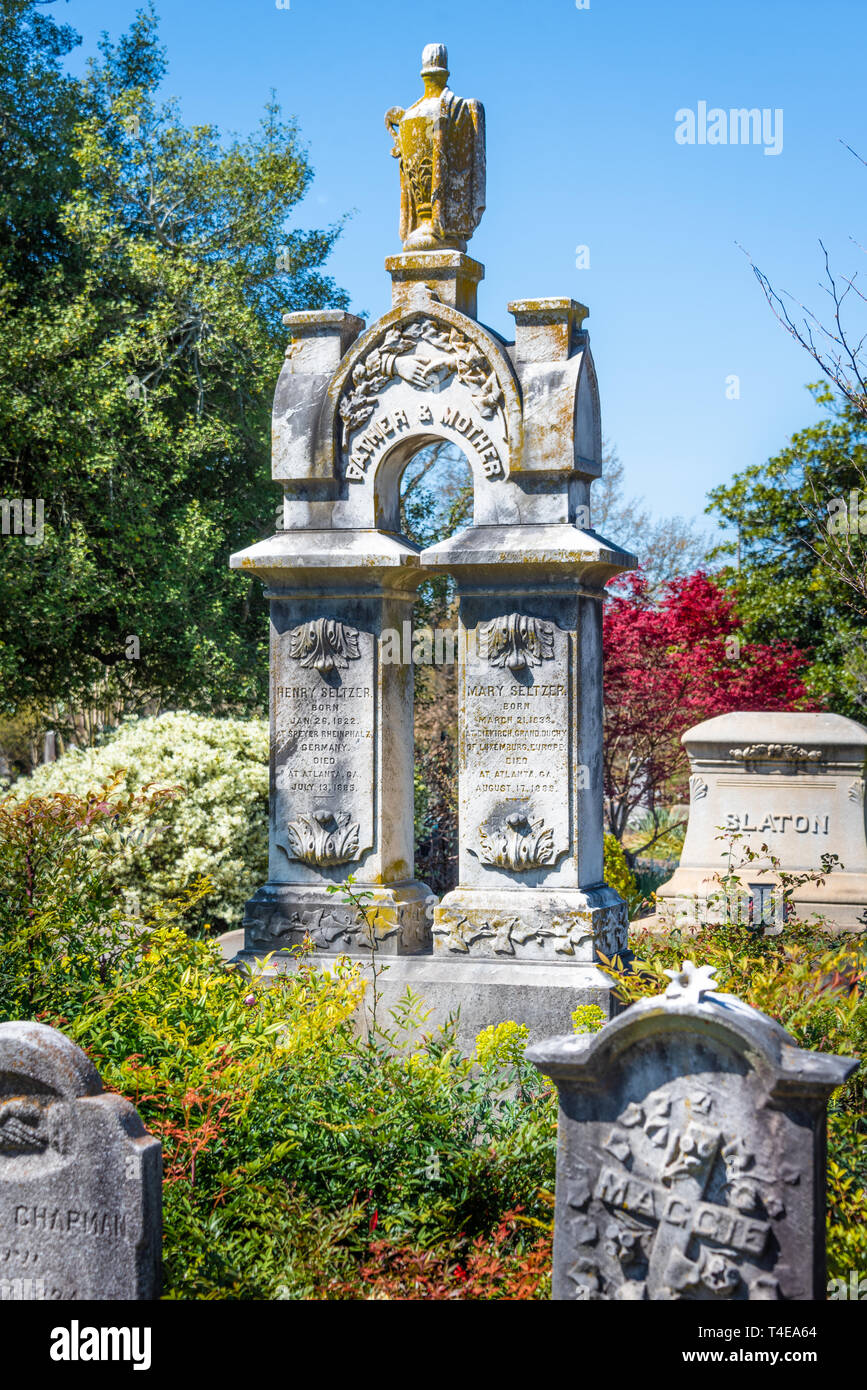 Ehrengrab Markierungen am historischen Oakland Cemetery in Atlanta, Georgia. (USA) Stockfoto