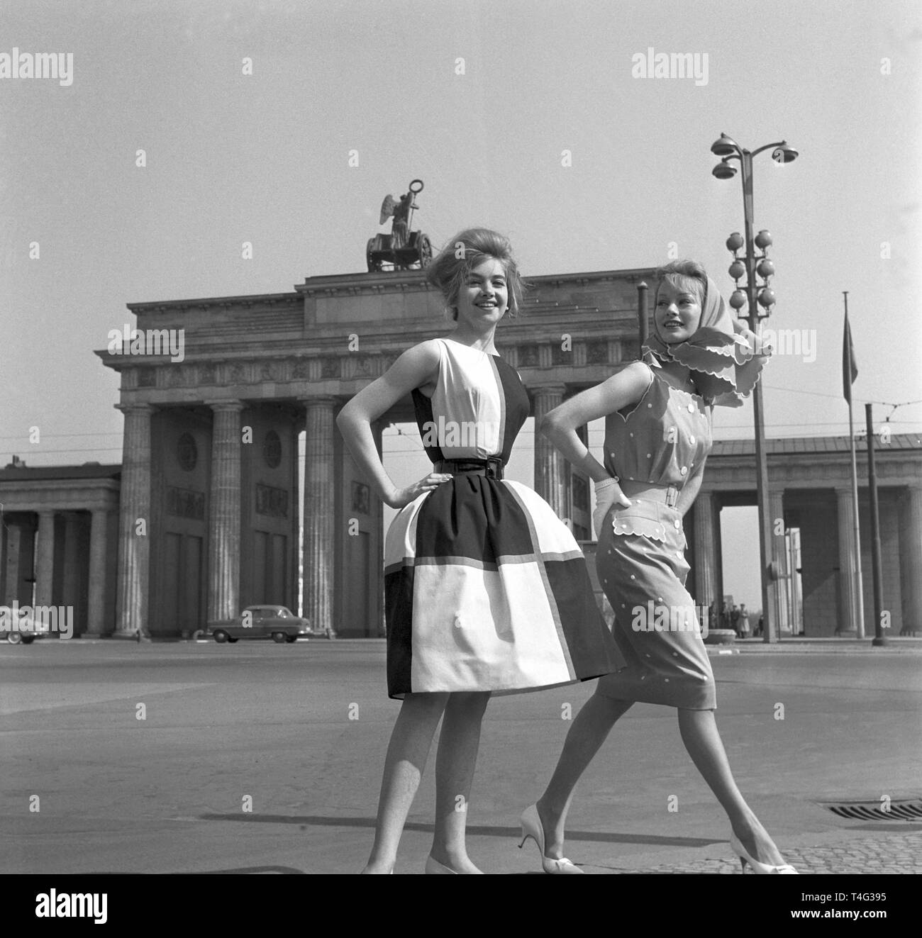 1960 Mode Stockfotos Und Bilder Kaufen Alamy