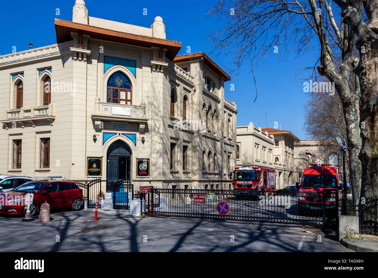 Fatih, Istanbul/Türkei - 04. März 2019: Feuerwehr Gebäude Istanbul Stockfoto