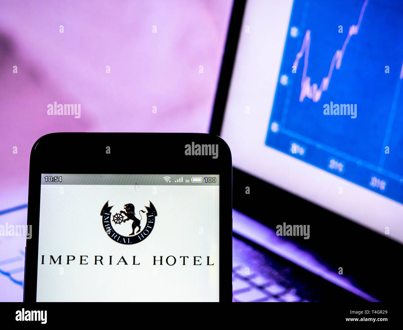 In diesem Foto Illustration ein Imperial Hotel, Ltd., Japan, Logo auf einem Smartphone angezeigt Stockfoto