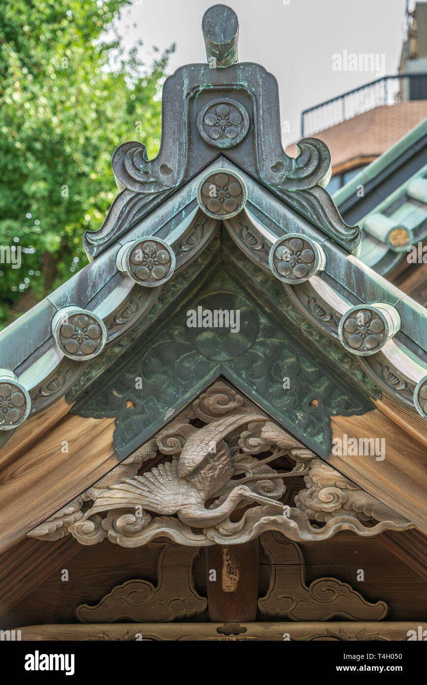 Detail der Temizuya auf dem Yushima-hügel Tenmangu oder dem Yushima-hügel Tenjin. Shinto Schrein gewidmet Tenjin, der Kami des Lernens. In Ueno Bezirk Bunkyo Station entfernt Stockfoto