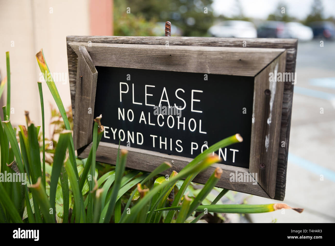 Bitte kein Alkohol über diesen Punkt hinaus Zeichen Stockfoto