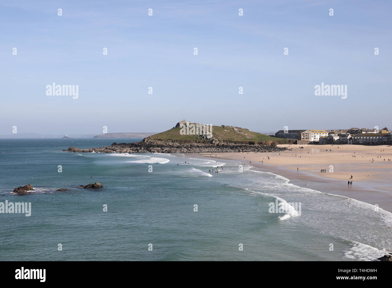 Ansicht des PorthMeor Beach Die Insel Hintergrund St. Ives Saint Ives Cornwall Blue Sky Stockfoto