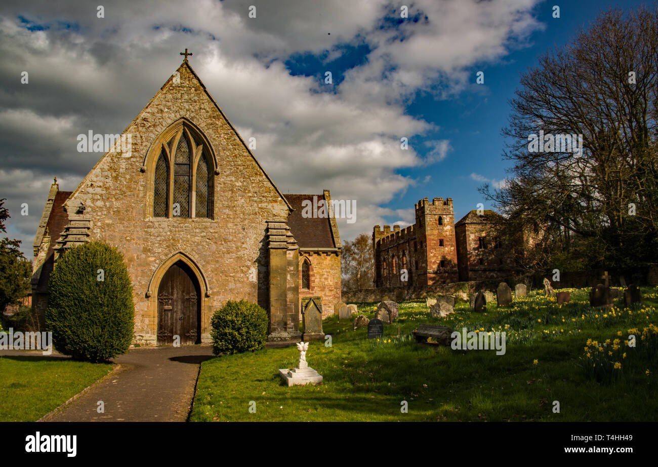 Acton Burnell Schloss & St Marys Kirche Stockfoto