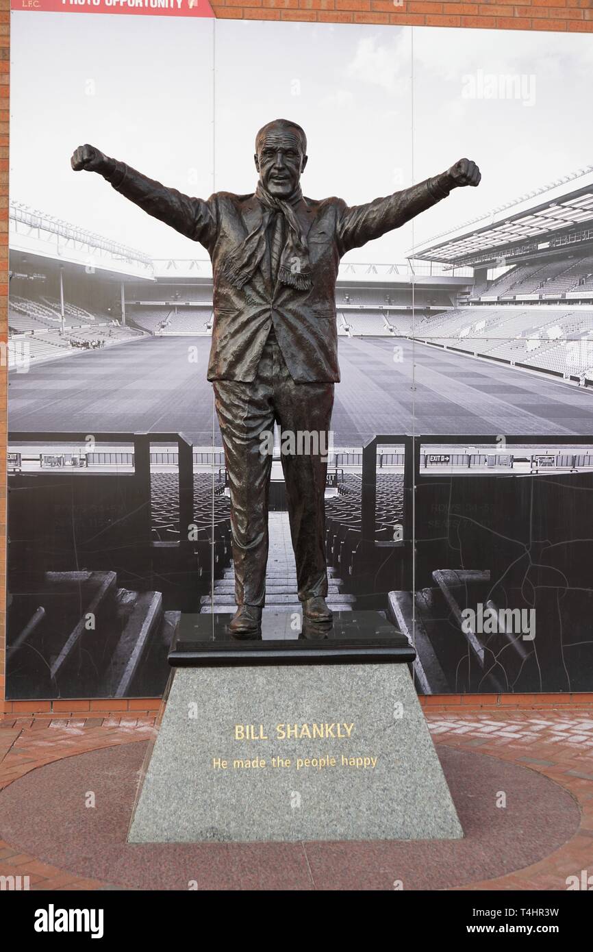 Statue von Bill Shankly außerhalb Anfield. Stockfoto