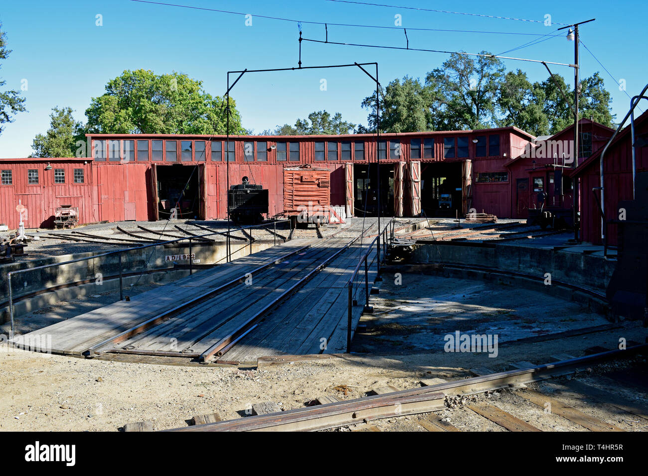 1897 Railtown State Historic Park, Lokschuppen, Drehscheibe, Jamestown, Kalifornien Stockfoto