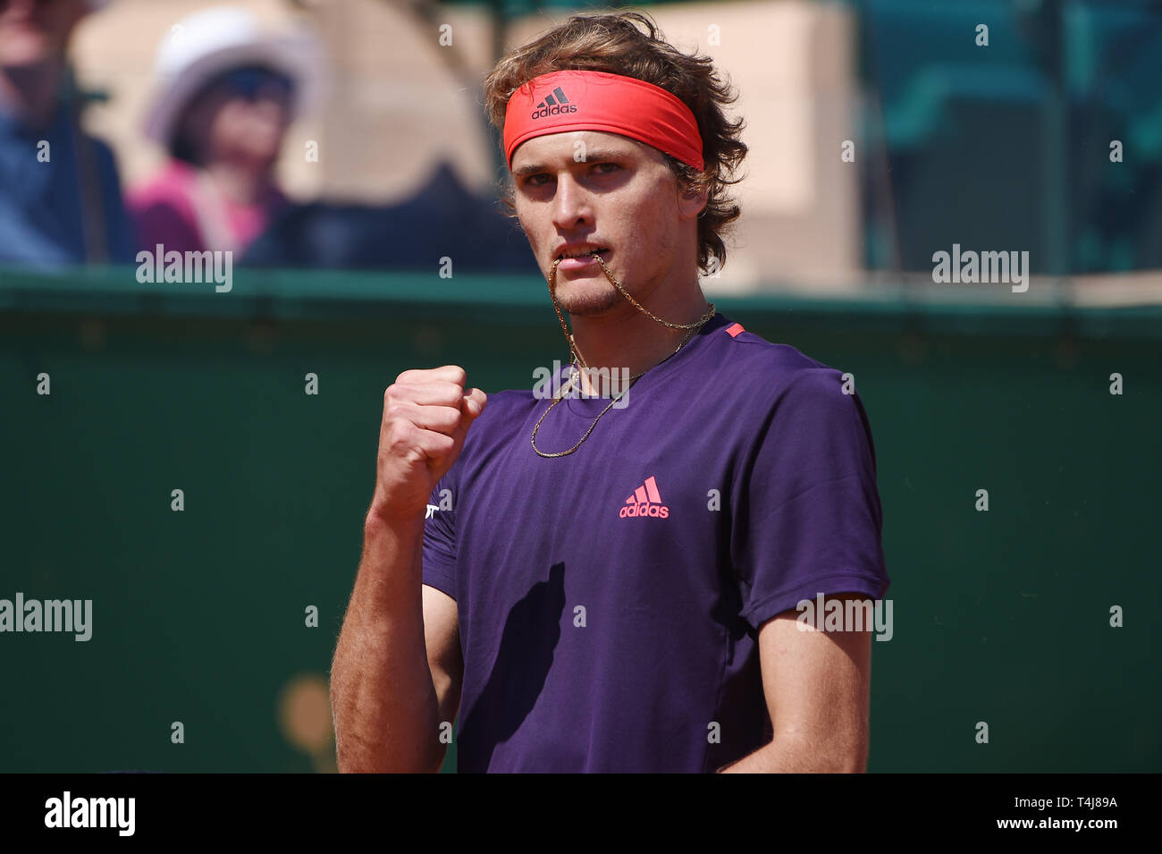 Roquebrune-Cap-Martin, Frankreich. 17 Apr, 2019. Alexander Zverev (GER) Tennis: 2. Runde der Männer Singles Match in Monte Carlo Masters in Monte Carlo Country Club in Roquebrune-Cap-Martin, Frankreich. Credit: Itaru Chiba/LBA/Alamy leben Nachrichten Stockfoto