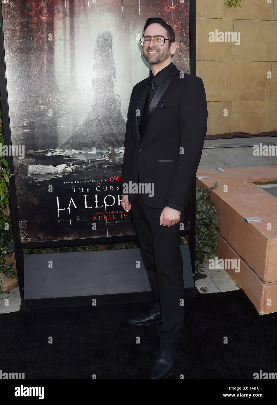 HOLLYWOOD, CA - 15. April: Michael Chaves kommt bei der Premiere von Warner Bros.'' Der Fluch von La Llorona' an der Egyptian Theatre am 15. April 2019 in Hollywood, Kalifornien. Stockfoto