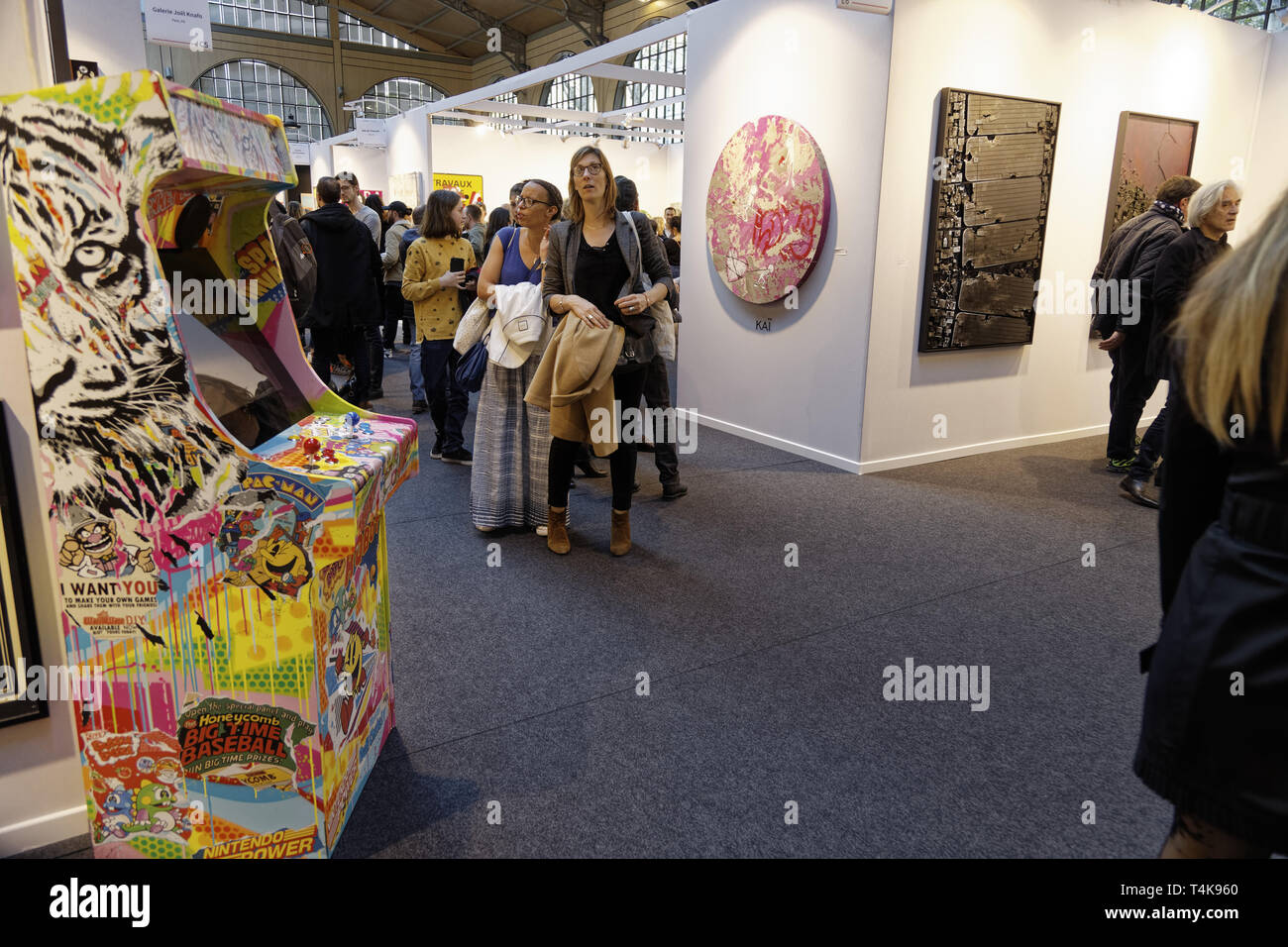 Paris, Frankreich, 11. April 2019. Jo Di Bona angezeigt im Urban Art Fair Paris. Credit: Veronique Phitoussi/Alamy Stock Foto Stockfoto