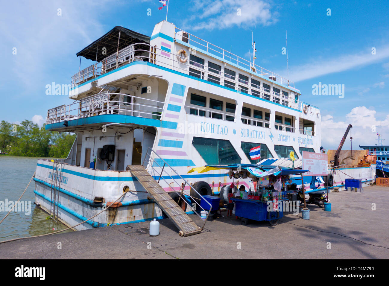 Boot nach Koh Tao, Ta Pi Riverside, Surat Thani, Thailand Stockfoto