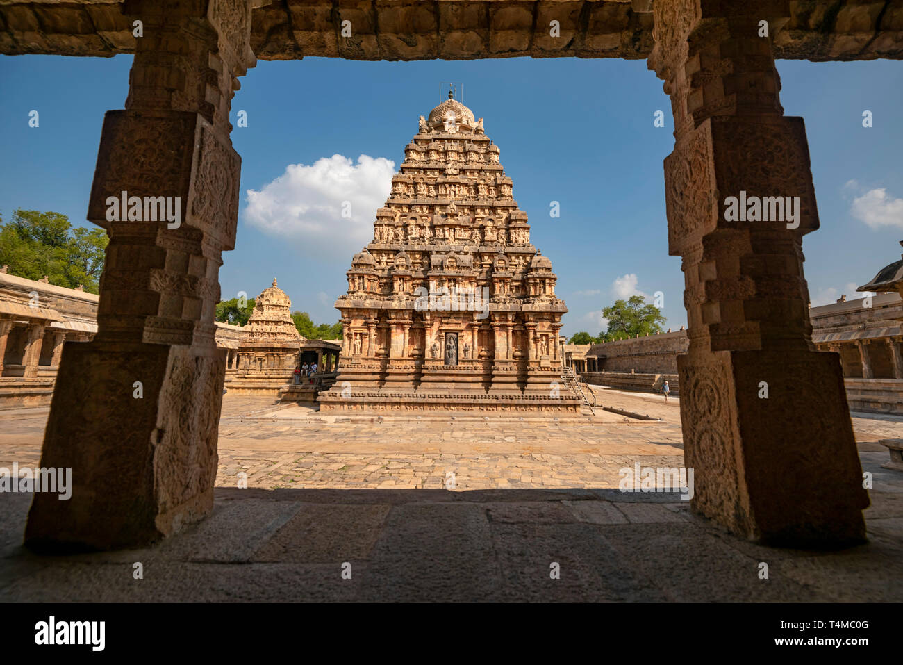 Horizontale Ansicht des Airavatesvara Tempel in Darasuram oder Dharasuram, Indien. Stockfoto