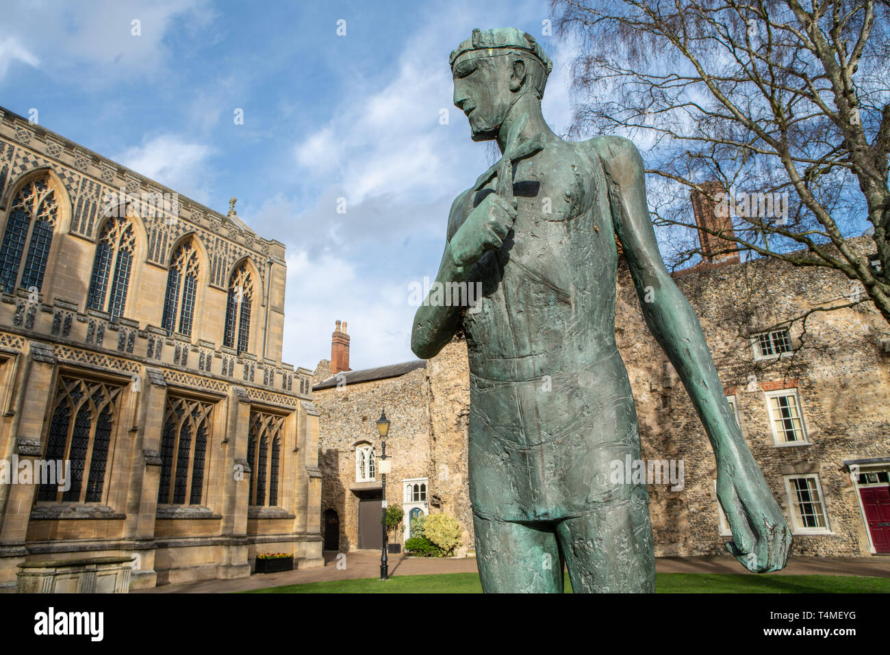 Statue des Hl. Edmund, Bury St. Edmunds, Suffolk, Großbritannien Stockfoto