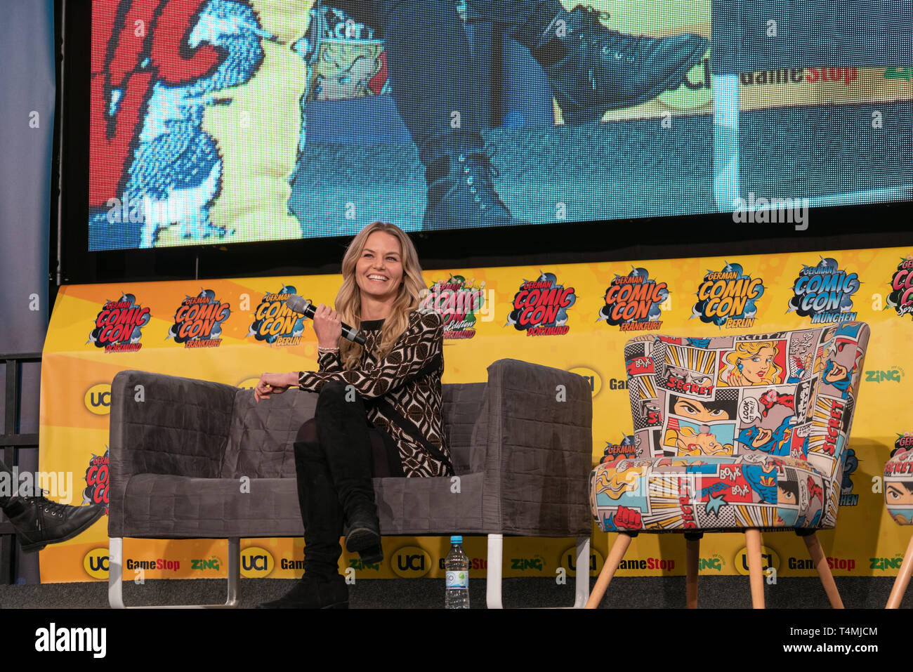 DORTMUND, Deutschland - 13. April 2019: Jennifer Morrison (* 1979, US-amerikanische Schauspielerin, Model, Film producer) an den Deutschen Comic Con Dortmund Spring Edition, eine zweitägige Fan Convention Stockfoto