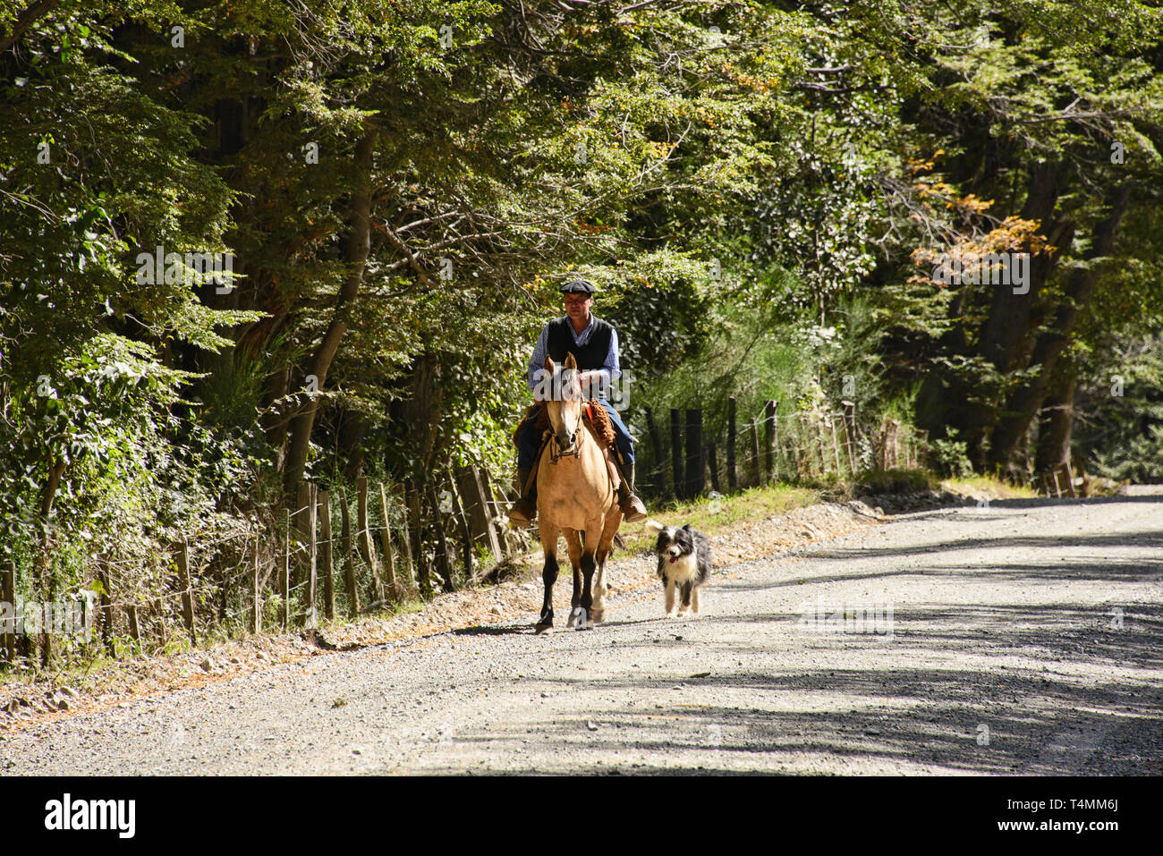 Traditionelle Gaucho auf Pferd, Futaleufú, Patagonien, Chile Stockfoto