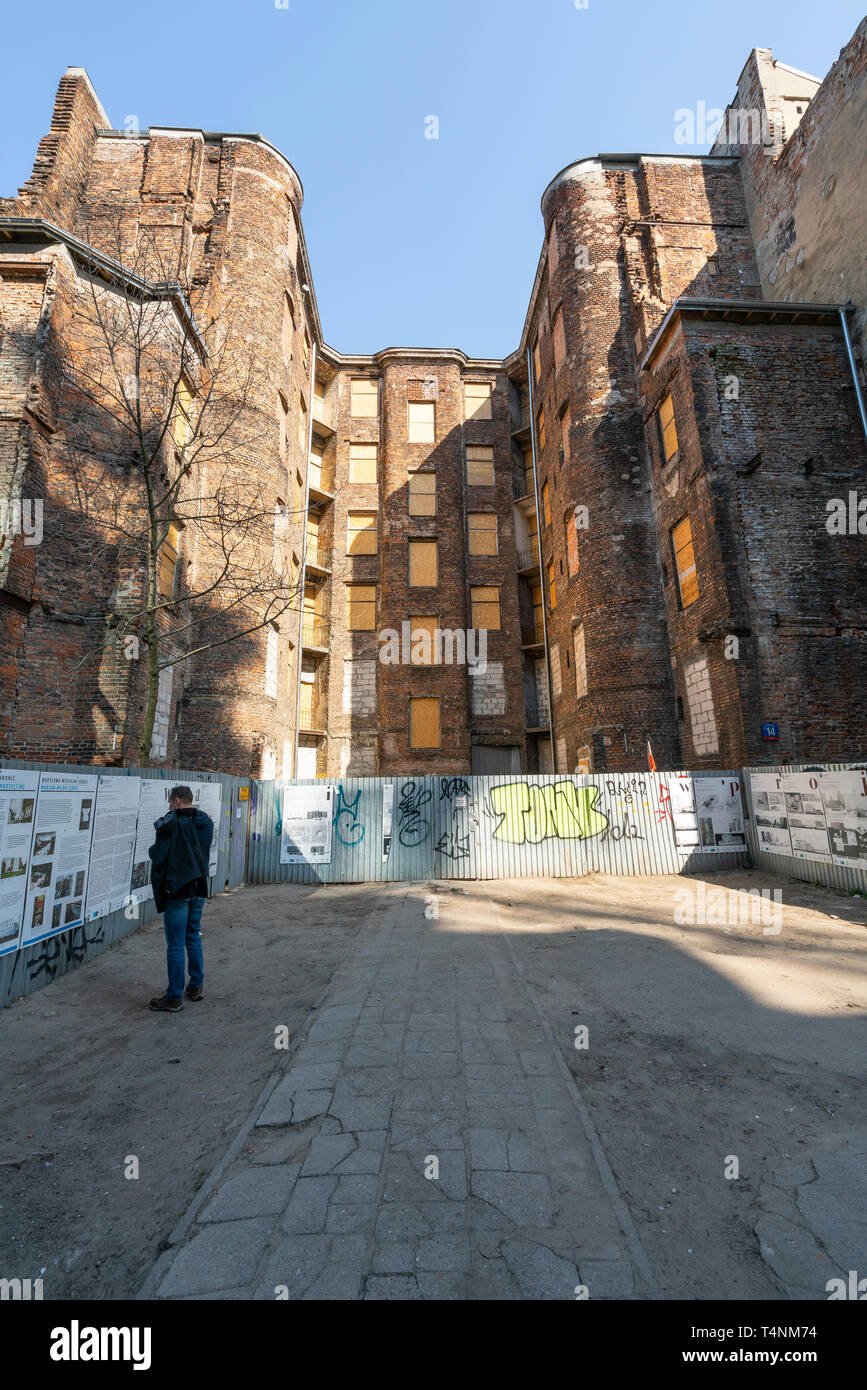 Warschau, Polen. April 2019. Ein Blick auf die Warschauer Ghetto Ruinen Stockfoto