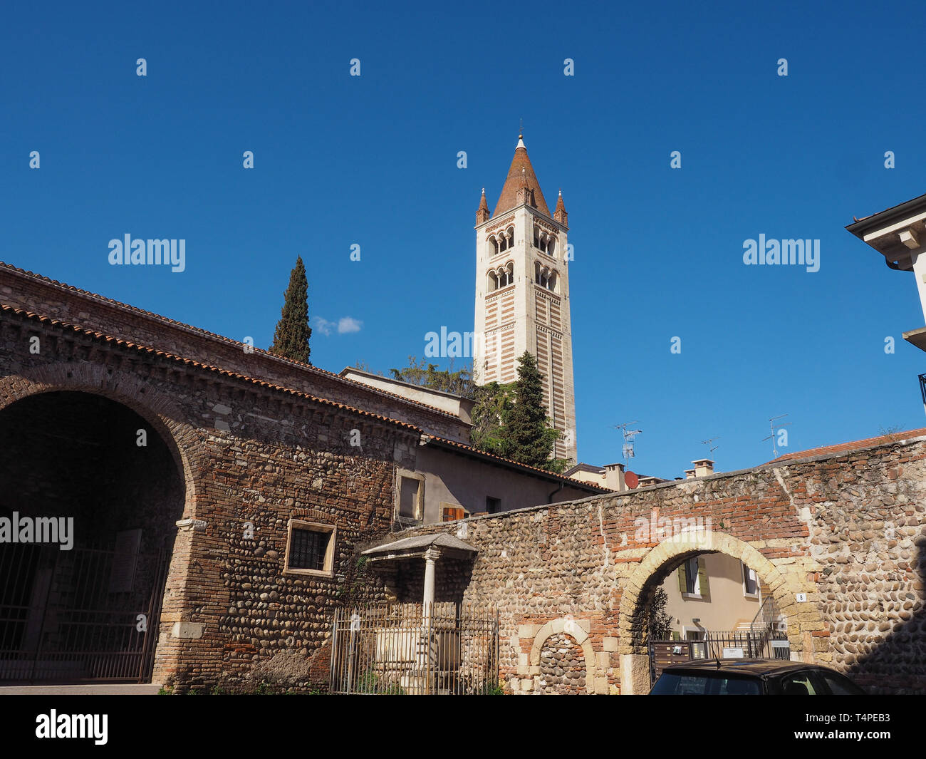 Basilica di San Zeno (aka San Zeno Maggiore oder San Zenone) in Verona