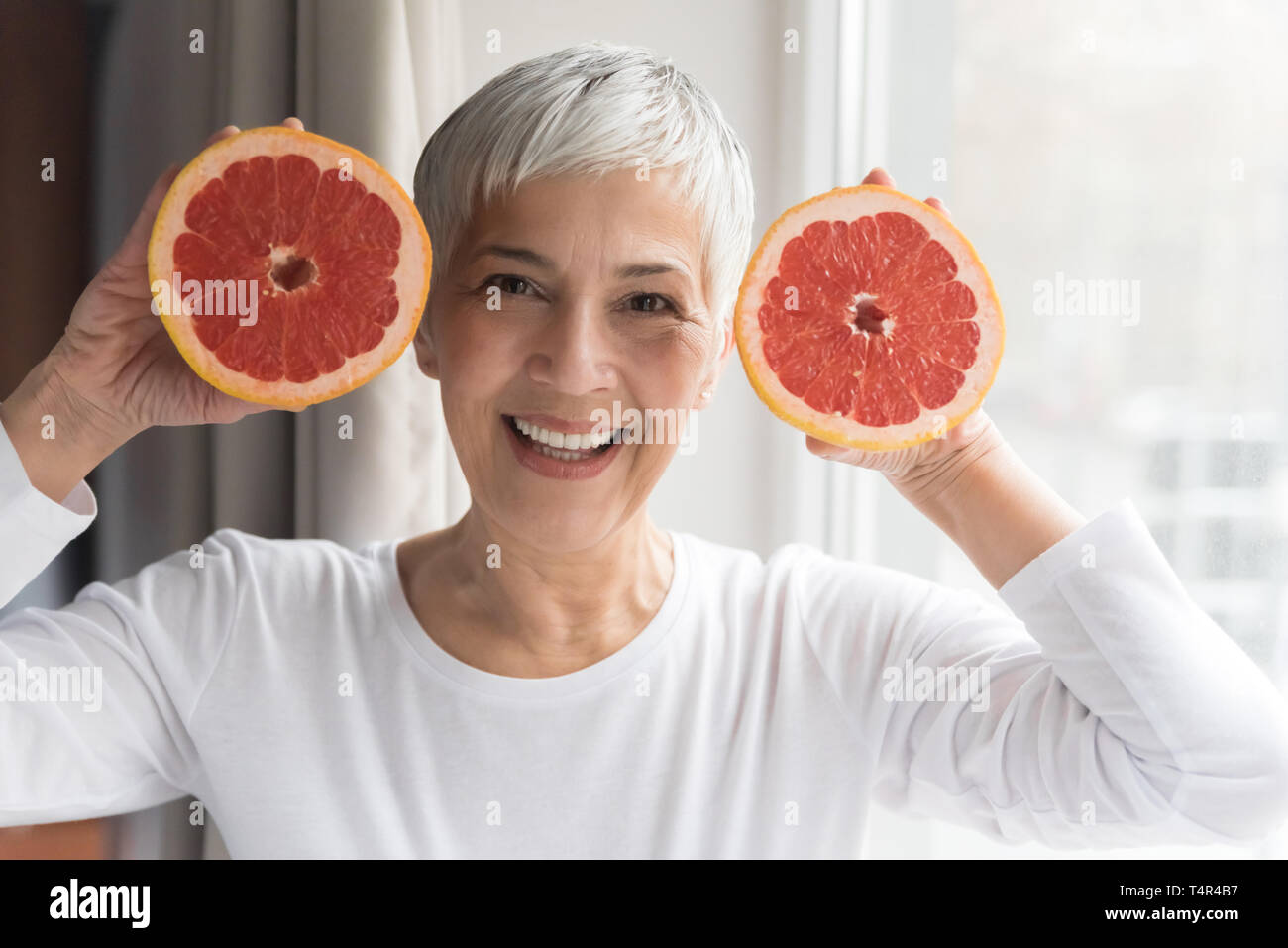 Schöne, reife Frau Stockfoto