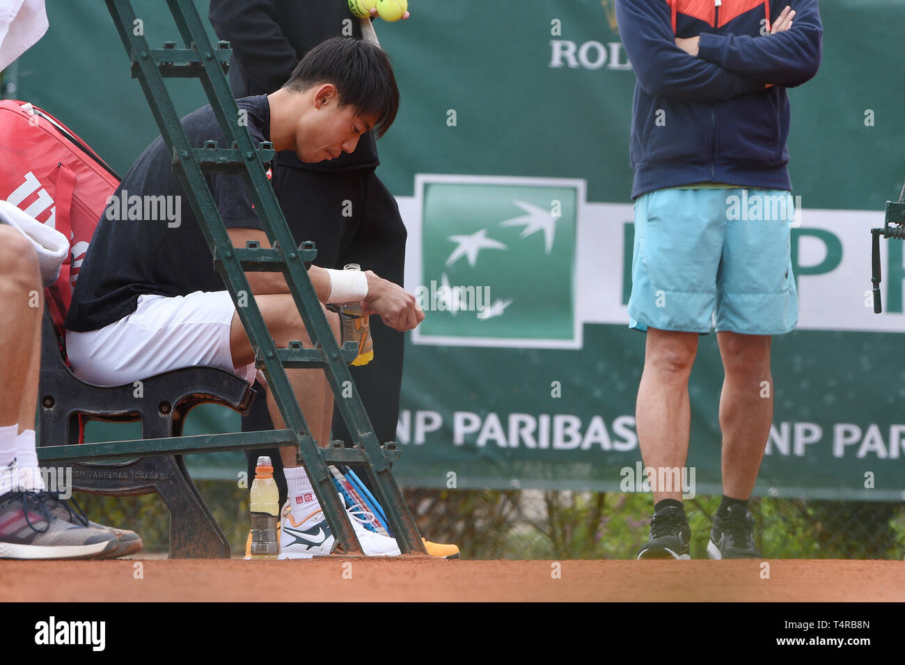Roquebrune Cap Martin, Frankreich. 16 Apr, 2019. Kei Nishikori (JPN) Tennis: Training in Monte Carlo Masters in Monte Carlo Country Club in Roquebrune Cap Martin, Frankreich. Credit: Itaru Chiba/LBA/Alamy leben Nachrichten Stockfoto
