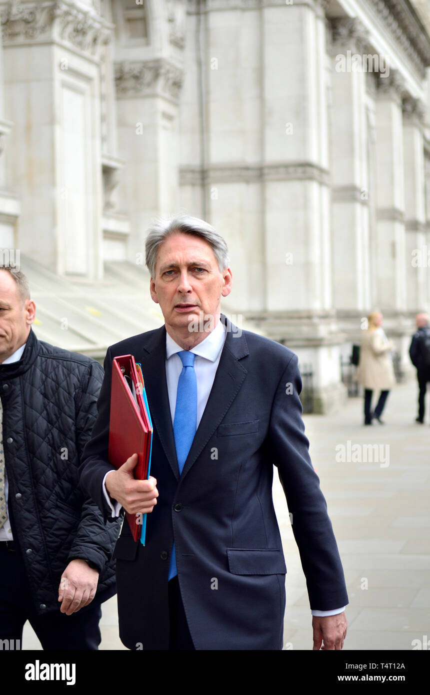 Philip Hammond MP-Schatzkanzler - zu Fuß von der Downing Street zum Parlament, 29. März 2019 Stockfoto