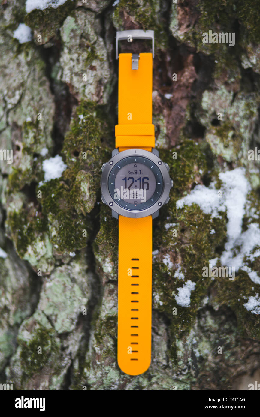 Nahaufnahme von Fitness tracker Läufer tragen Sport smart Watch Stockfoto