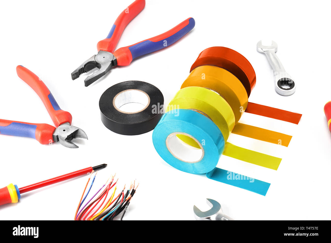 Zusammensetzung der Werkzeuge für die elektrofachkraft reparieren und dessen Schutz und Sicherheit auf einem weißen Hintergrund zu isolieren. Stockfoto