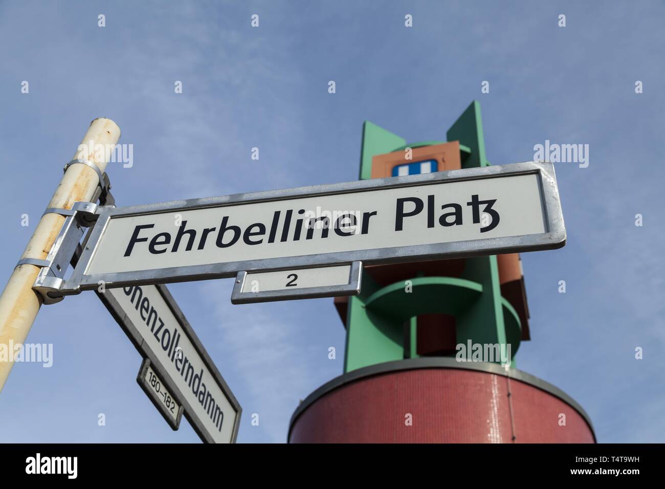 Straßenschild Fehrbellinerplatz, Berlin, Deutschland Stockfoto