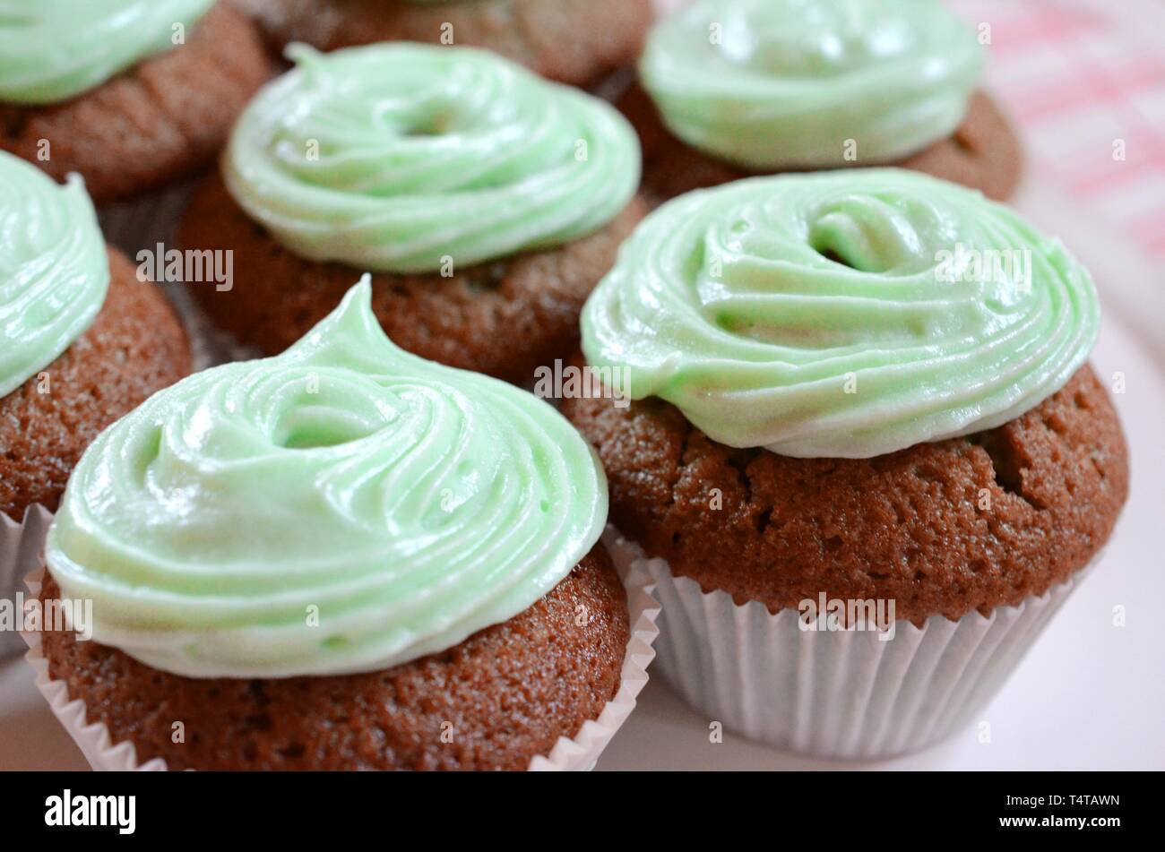 Cupcakes mit Zuckerglasur Stockfoto