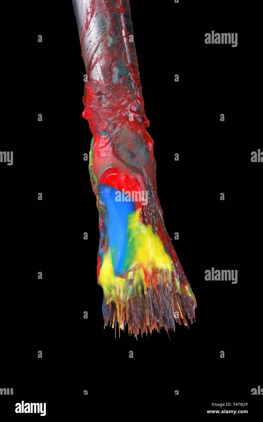 Nahaufnahme von einem Pinsel beschichtet mit hellen Farben Stockfoto Nahaufnahme von einem Pinsel beschichtet mit hellen Farben Stockfoto