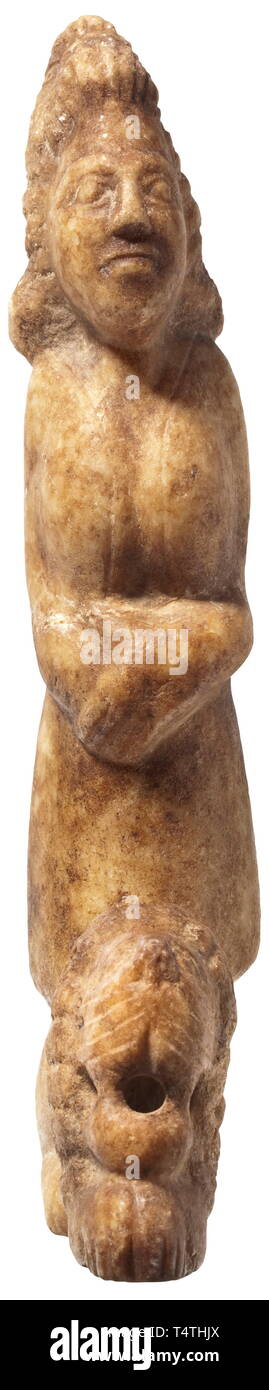 Eine Abbildung von Cybele, römischen Provinzen, 2./3. Jahrhundert n. Heller Marmor, mit leichten Patina. Stark stilisierte Abbildung der Göttin Cybele, ein Löwe Grande-motte zu ihren Füßen. Höhe 21,5 cm. Der Kult der Muttergöttin Kybele entstand in Rom während des zweiten Jahrhunderts v. Chr., später Ausbreitung im ganzen römischen Reich und das Ausharren bis zum vierten Jahrhundert n. Provenienz: Süddeutschen Privatsammlung, 1970er/80er Jahre. historischen, historischen, römischen Reiches, antike, Antike, antike, Additional-Rights - Clearance-Info - Not-Available Stockfoto