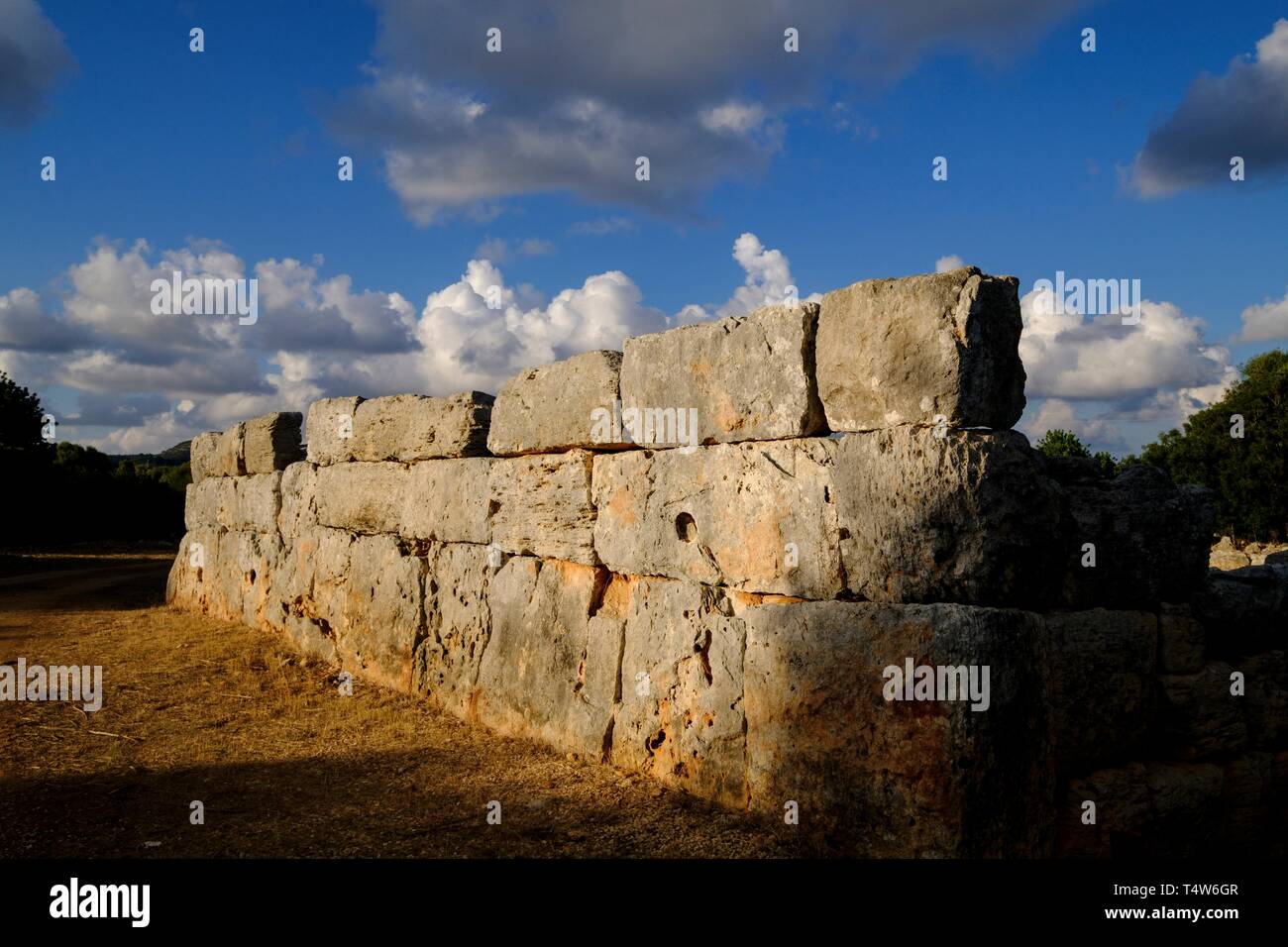 Hospitalet Vell, Edificio rechteckige de arquitectura ciclópea, núcleo de hábitat talayótico, término Municipal de Manacor, Mallorca, Balearen, Spanien, Europa. Stockfoto