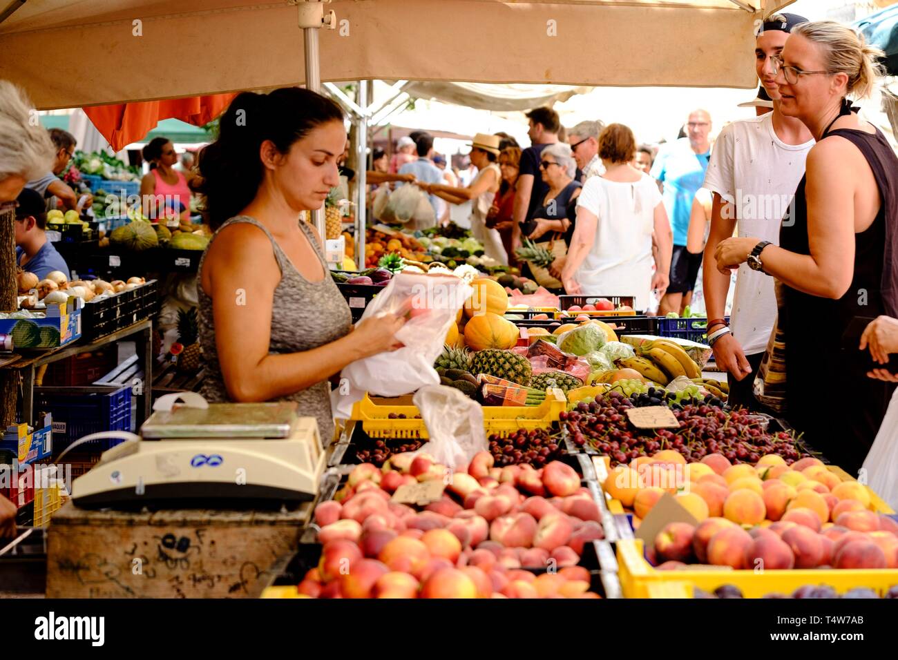 Fruteria, Mercado comarcal, Santanyi, Mallorca, Balearen, Spanien, Europa. Stockfoto
