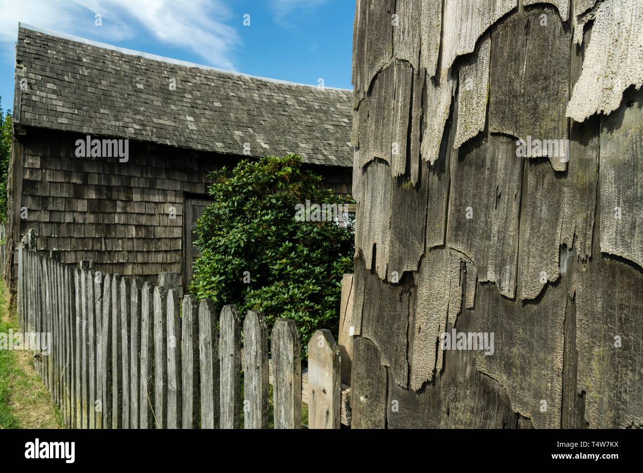 Casa monumento Historico fabricada con Tejas de Alerce, Curaco de Vélez, Región de Los Lagos, Isla de Quinchao, Archipiélago de Chiloé, Provincia de Chiloé, Región de Los Lagos, Patagonien, República de Chile, América del Sur. Stockfoto