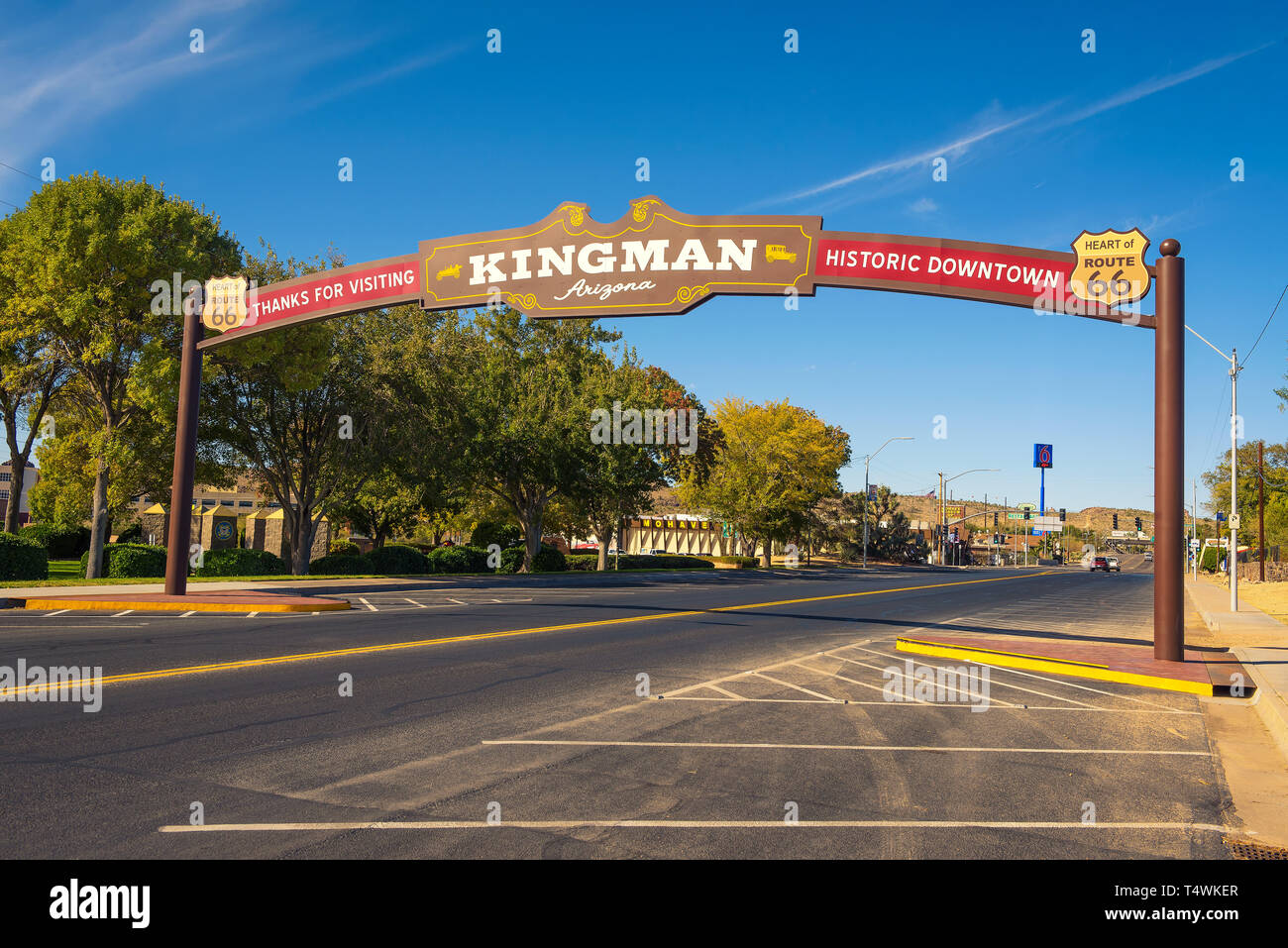 Vielen Dank für Ihren Besuch Kingman downtown Straßenschild an der historischen Route 66 entfernt Stockfoto