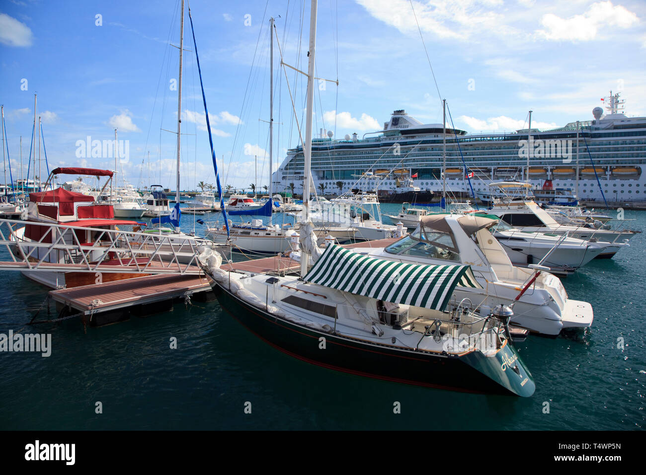 Bermuda, Sandys Parish, Royal Naval Dockyard, die Clock Towers Stockfoto