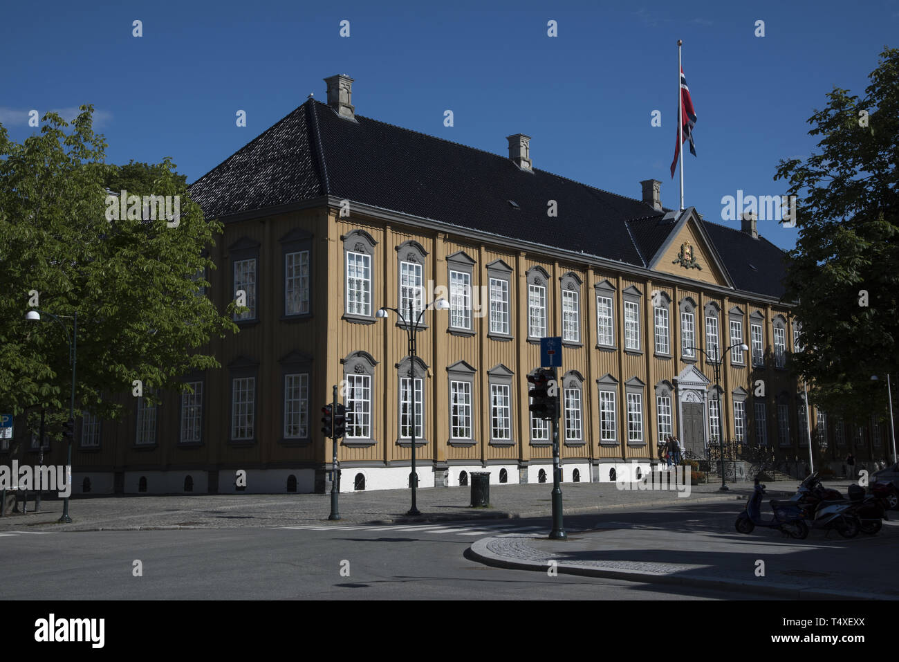 Trondheim ist eine moderne Stadt in Mittelnorwegen mit verlor der alte hölzerne Gebäude wie Stiftsgården verwendet als königliche Residenz seit 1800. Stockfoto