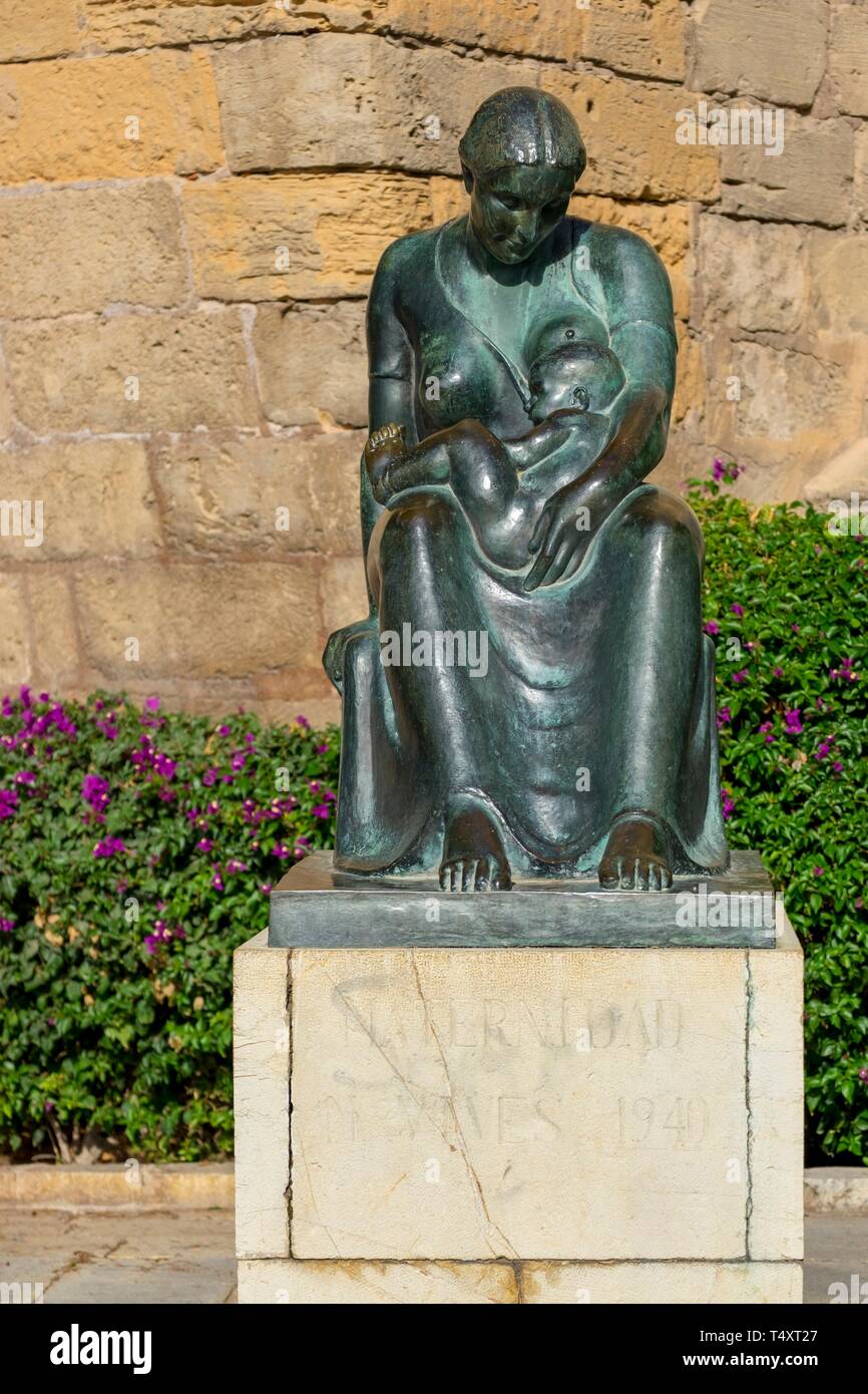 Entbindungsklinik, màrius Vives, 1940, Bronze, Passeig de Dalt Murada, Palma, Mallorca, Balearen, Spanien. Stockfoto