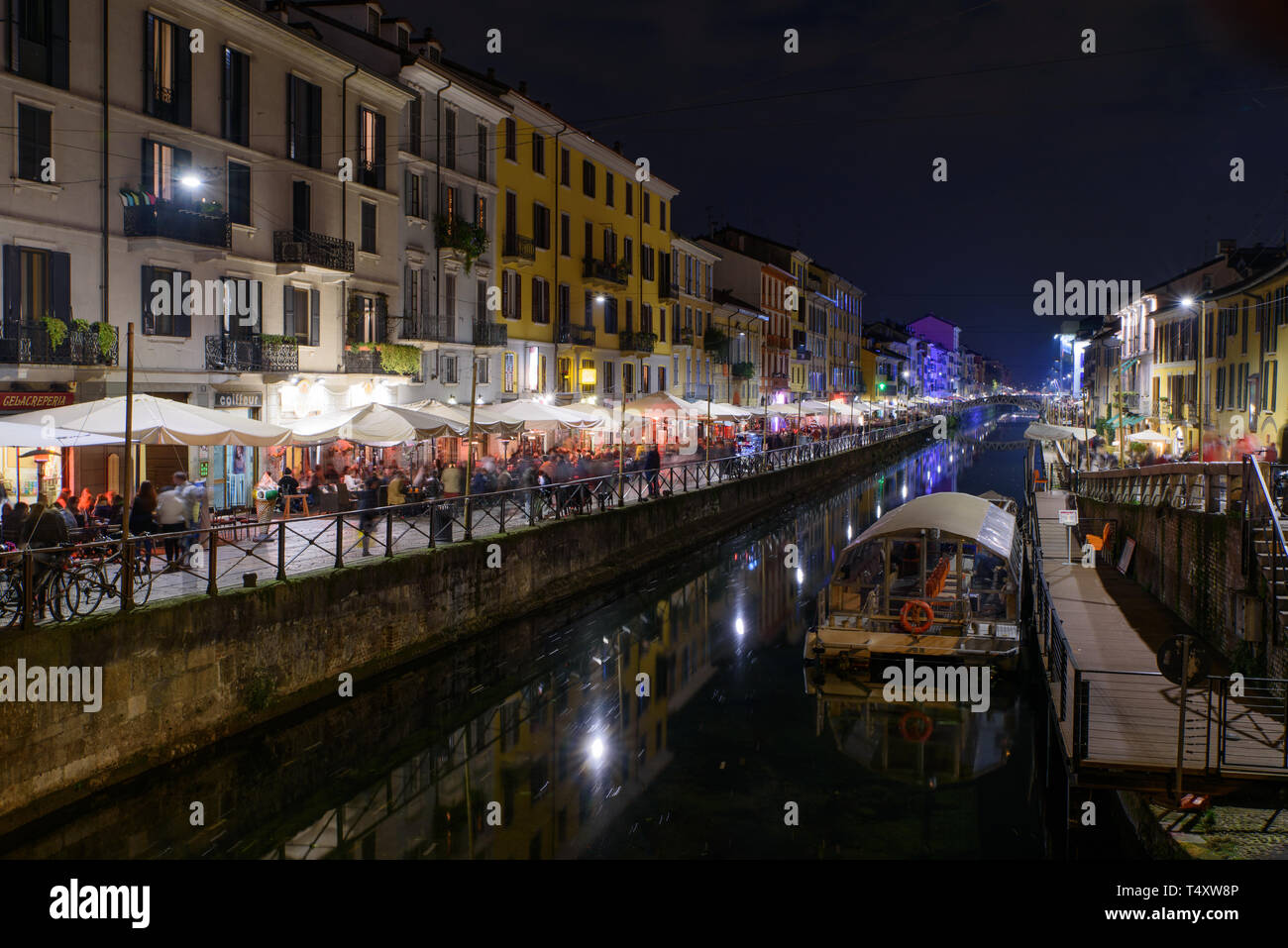 Die Nacht im Stadtteil Navigli Mailand, Italien Stockfoto