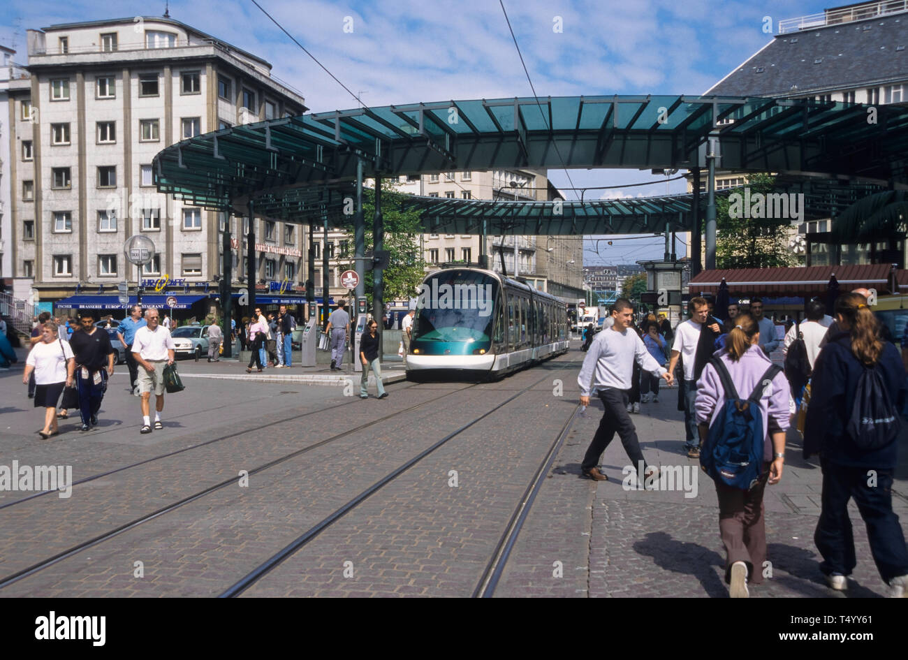 Straßburg, moderne Straßenbahn, Haltestelle Homme de Fer - Straßburg, moderne Straßenbahn, Homme de Fer Station Stockfoto