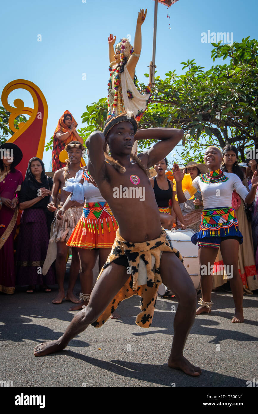 Durban, Südafrika, 19. April 2019. Durban 2019 Festival der Wagen da bunte und lebendige drawcard für Gläubige und Touristen gleichermaßen. Stockfoto