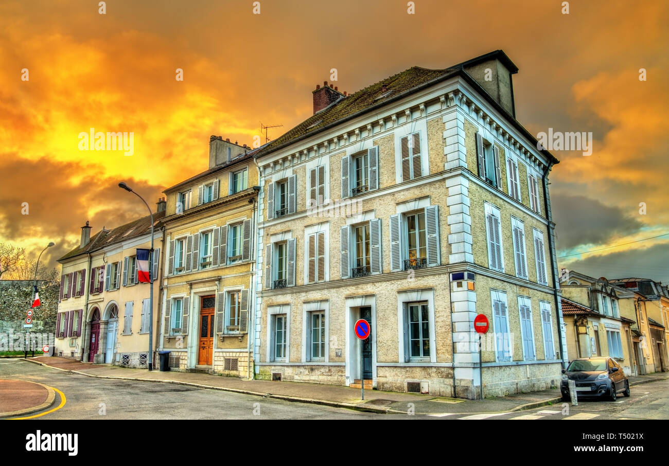 Typisch französische Gebäude in Meaux, Region Paris Stockfoto