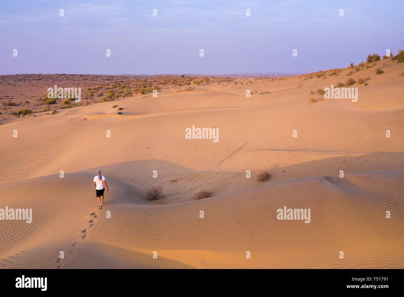 Indien, Rajasthan, Jaisalmer, Khuri Wüste (MR) Stockfoto