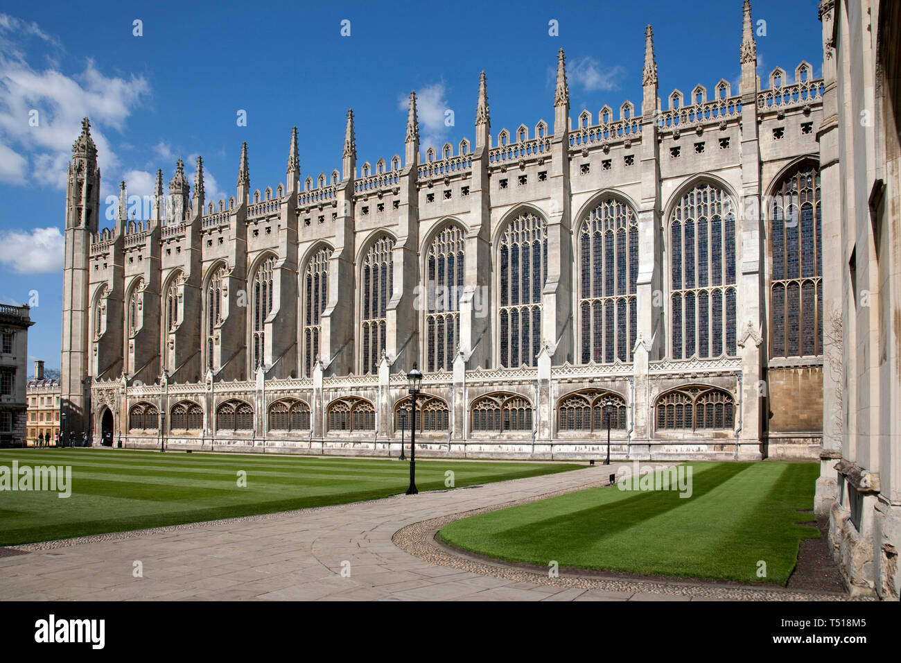 Kings College Chapel Seite vom vorderen Hof, Cambridge, England gesehen. Stockfoto