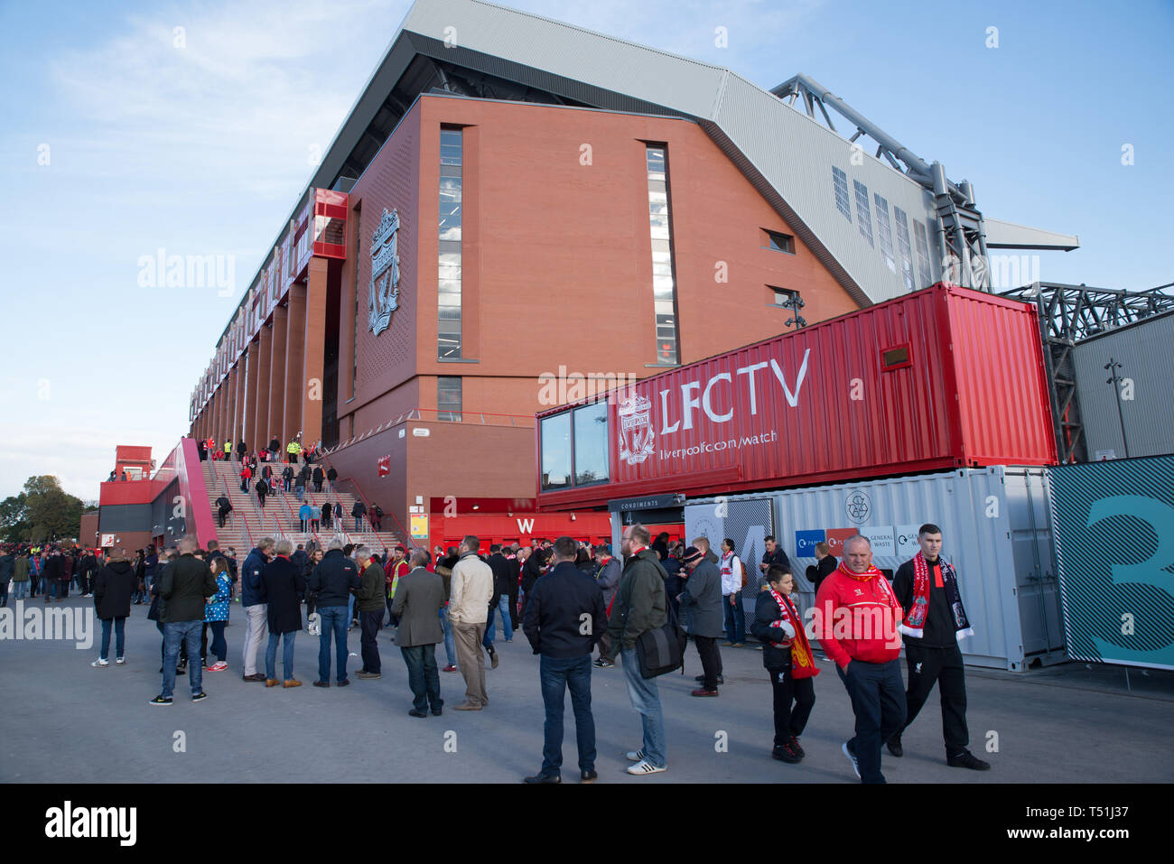 Anfield Road Haupttribüne, Fußball Liverpool FC Masse. Stockfoto