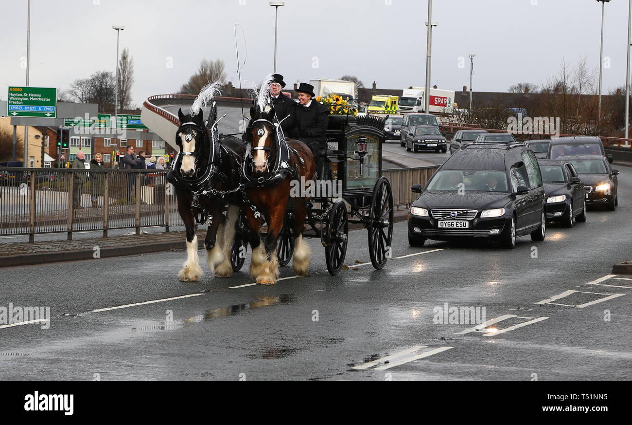 Liverpool, Großbritannien, Schauspieler Ken Dodds Beerdigung in der Stadt credit Ian Fairbrother/Alamy Stockfotos Stockfoto