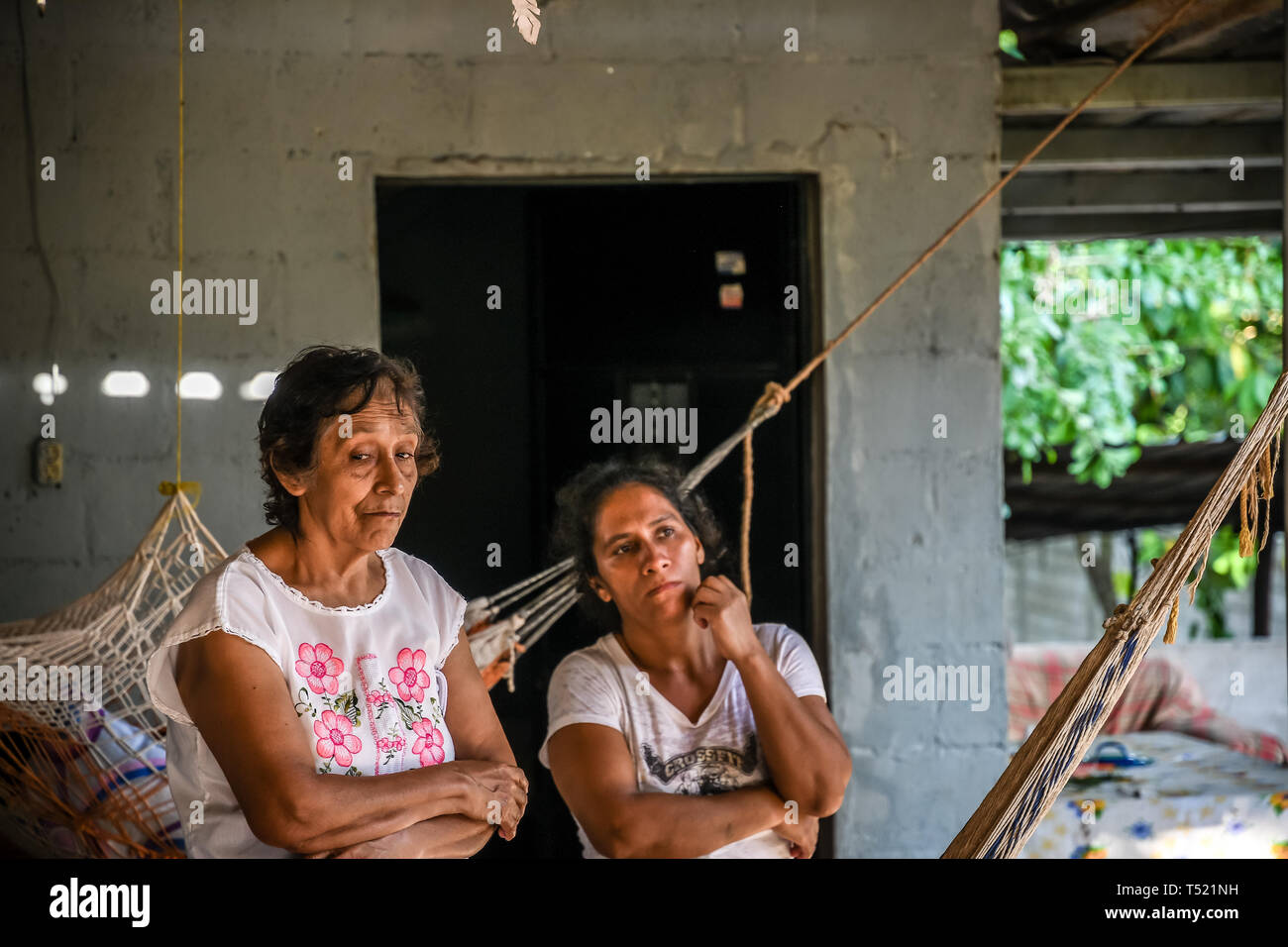 Senioren latein Frau in Guatemaltekischen Haus Stockfoto