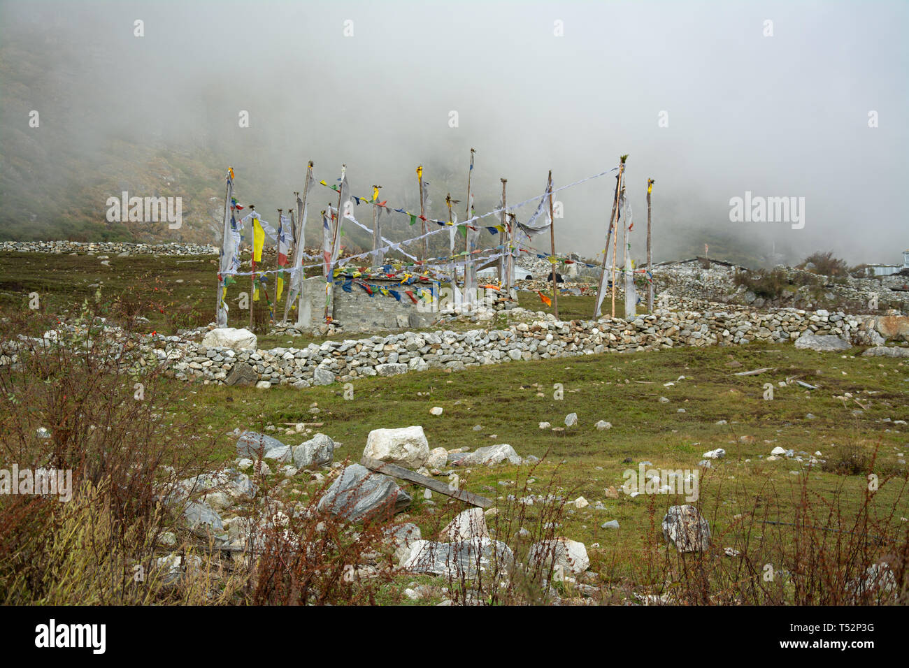 Ein Wahrzeichen gebaut werden diejenigen, die ihr Leben in den Langtang Tal durch das Erdbeben in Nepal 2015 verloren hatte. Stockfoto