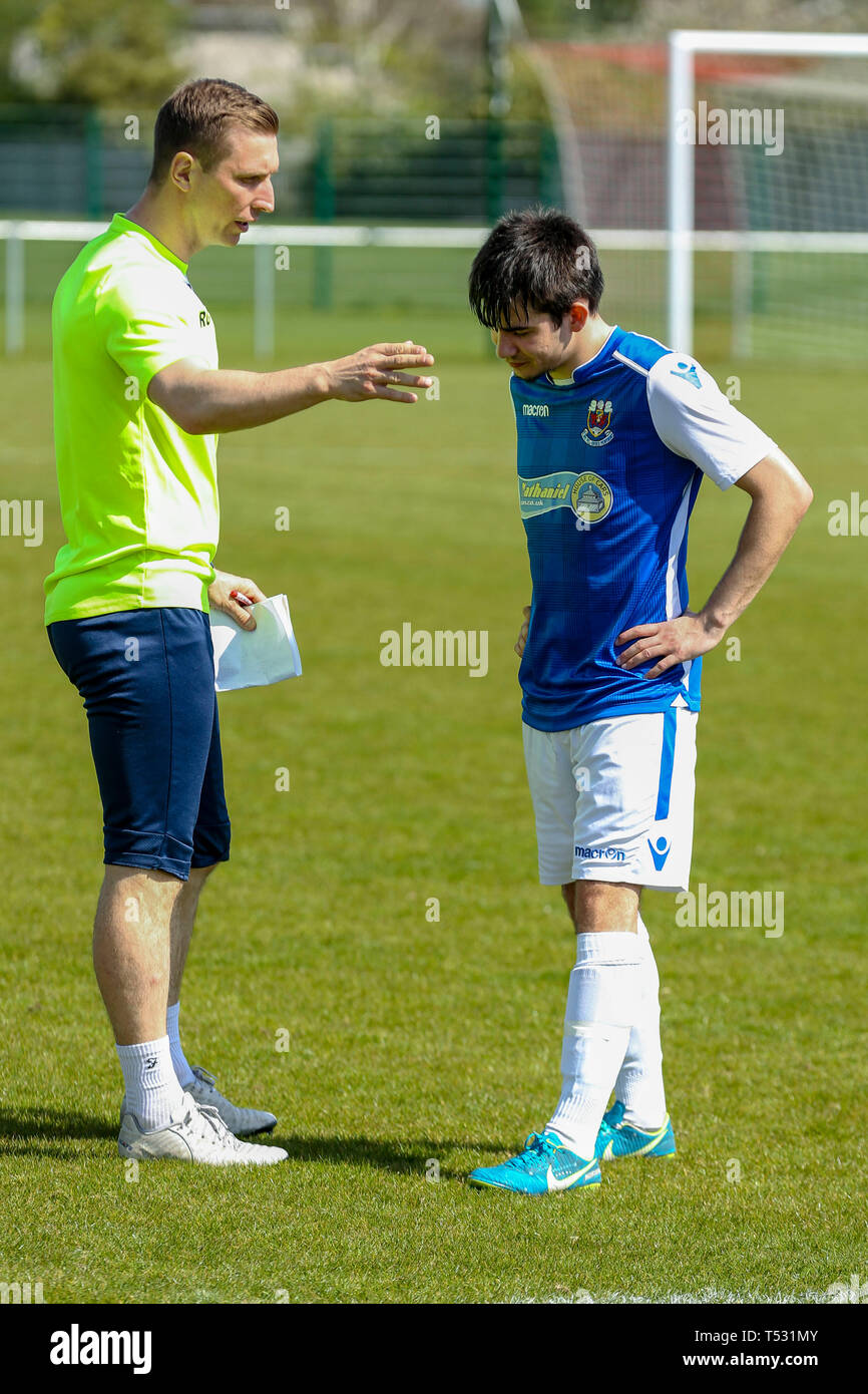 UNDY, VEREINIGTES KÖNIGREICH. 20. April 2019. Penybont gesichert die Waliser Abteilung eine Titel nach einem 1:0 Sieg weg an Undy athletisch. © Matthew Lofthouse-Fr Stockfoto