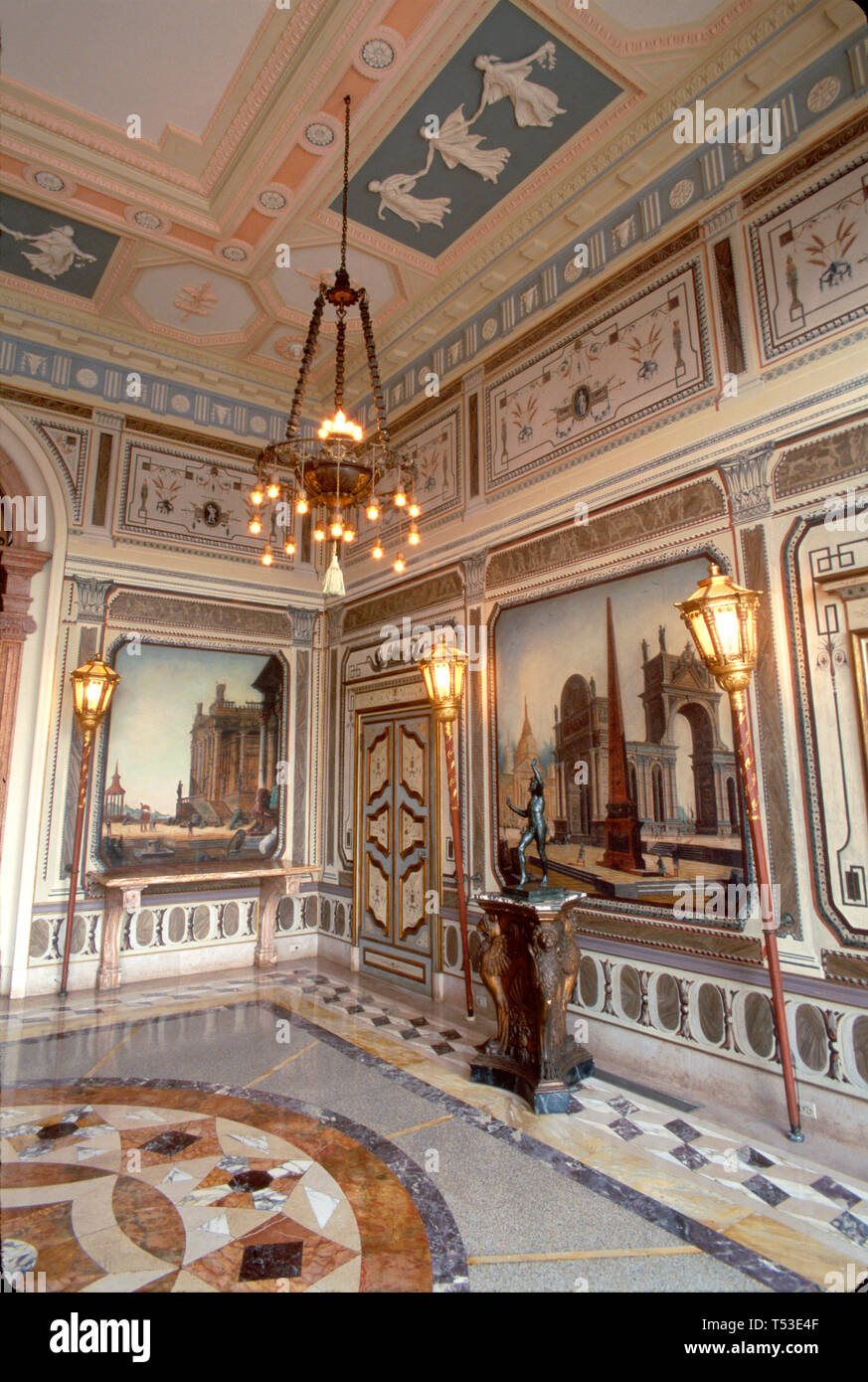 Miami Florida, Viscaya Museum, Geschichte, Ausstellungsausstellung Sammlung, Ausstellungsverkauf Bildung, lernen, Informationen, gebaut 1916 NEO Klassische Teesaal Wandpfanne Stockfoto