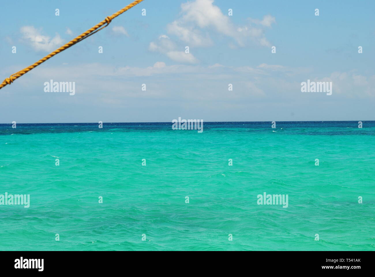 Schöne Philippinen Meer. Klar und Blau. Stockfoto