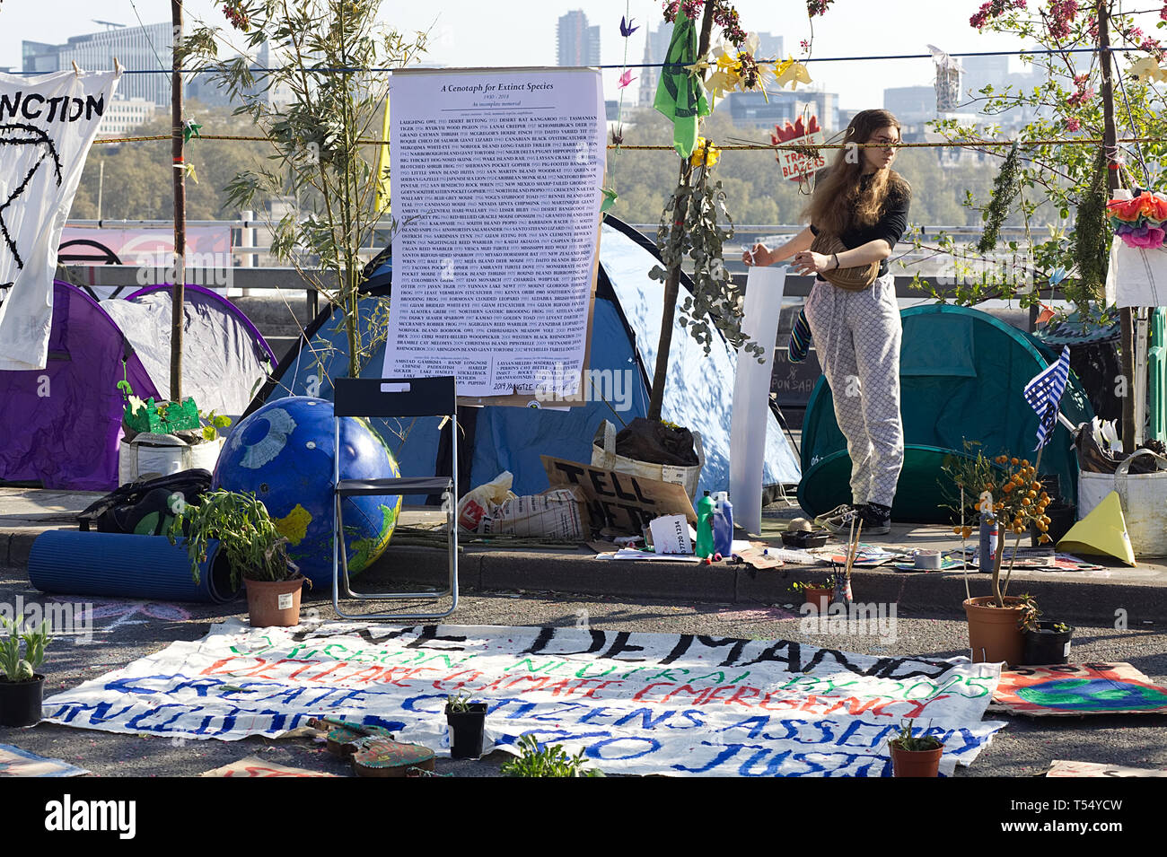 Aussterben Rebellion in der UK, Waterloo Bridge, London England Stockfoto